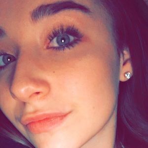 Meet your Posher, Hali